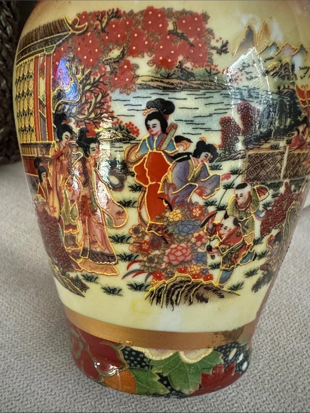 8” Japanese Satsuma-style porcelain vase
